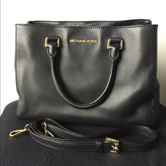 Michael Kors Handbags - Authentic Michael Kors Large Black Leather purse